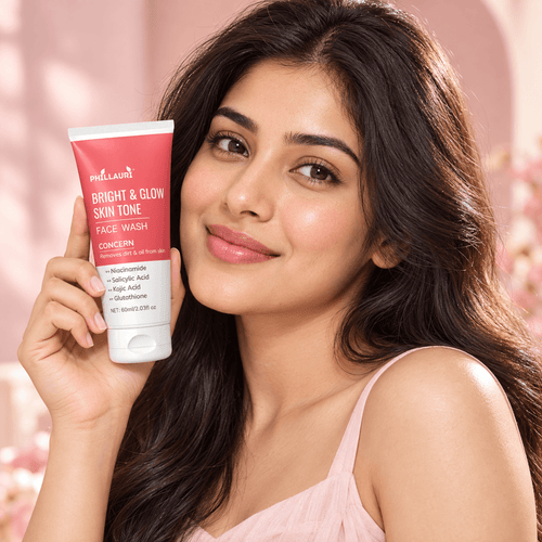 Phillauri Bright & Glow Skin Tone Face Wash